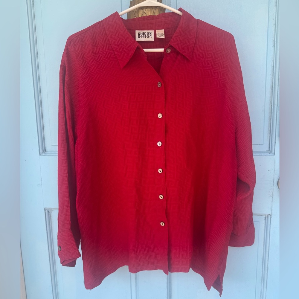 Chico’s Design Silk Red Button-Up Shirt size 3